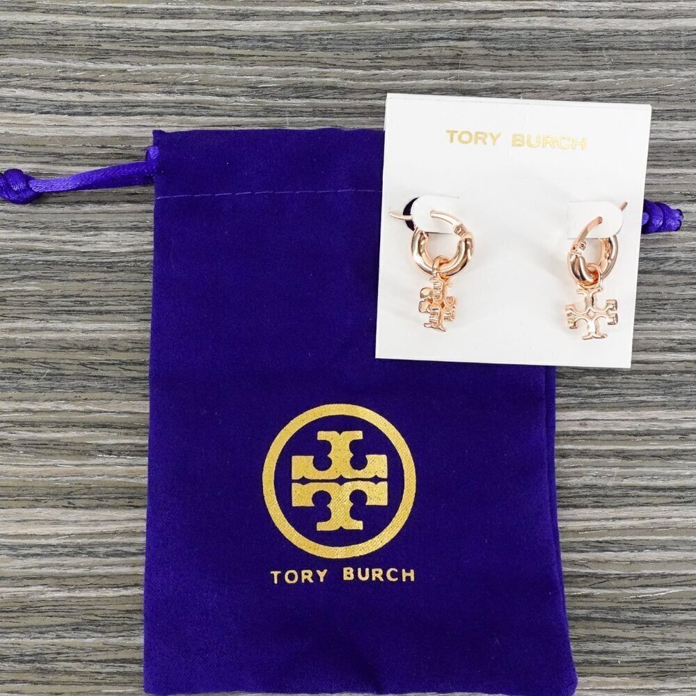 Tory Burch Kira Logo Drop Huggie Hoop Earrings Rose Gold OS - Picture 10 of 12